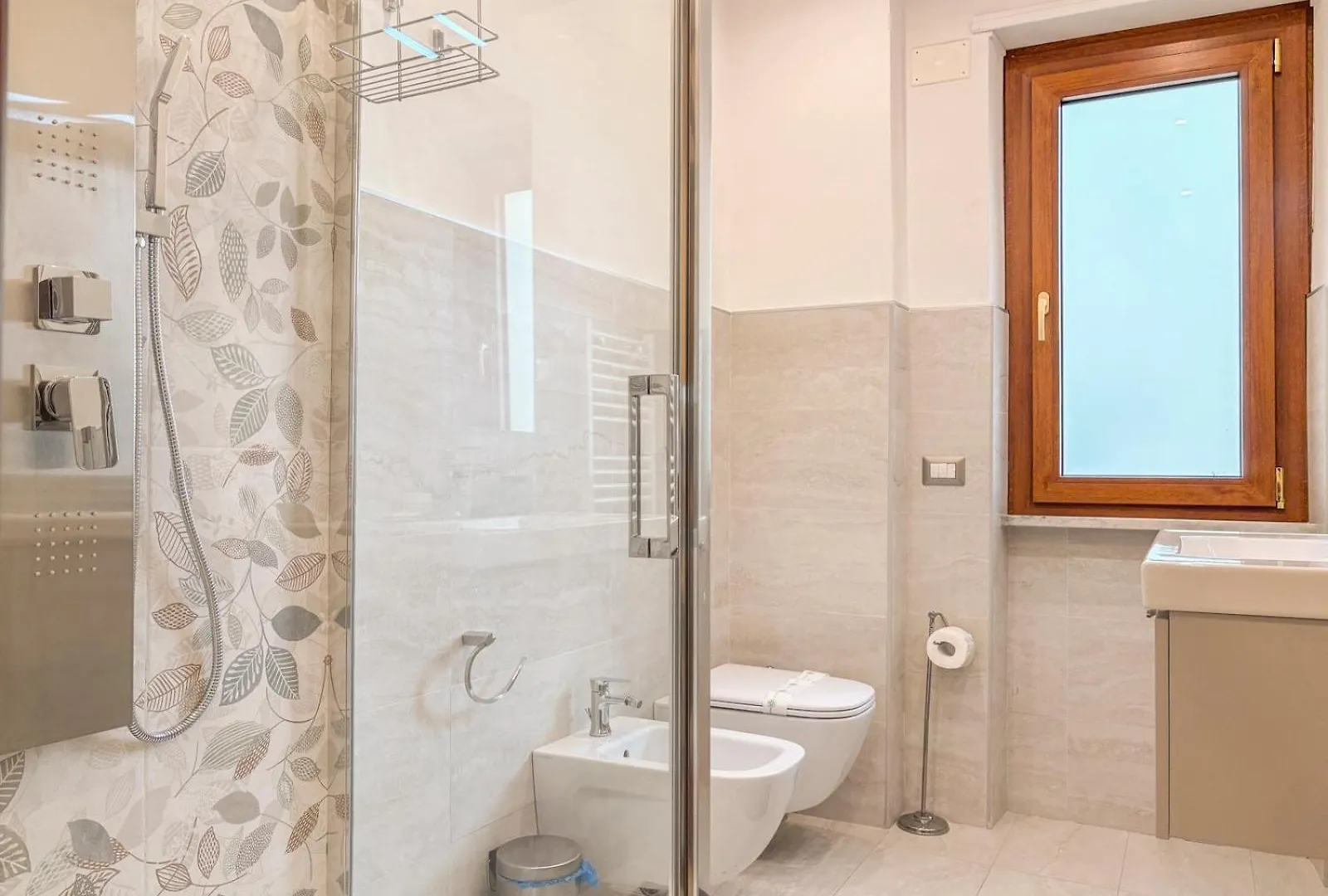 Metro C -Castani Charm Apartment Rome