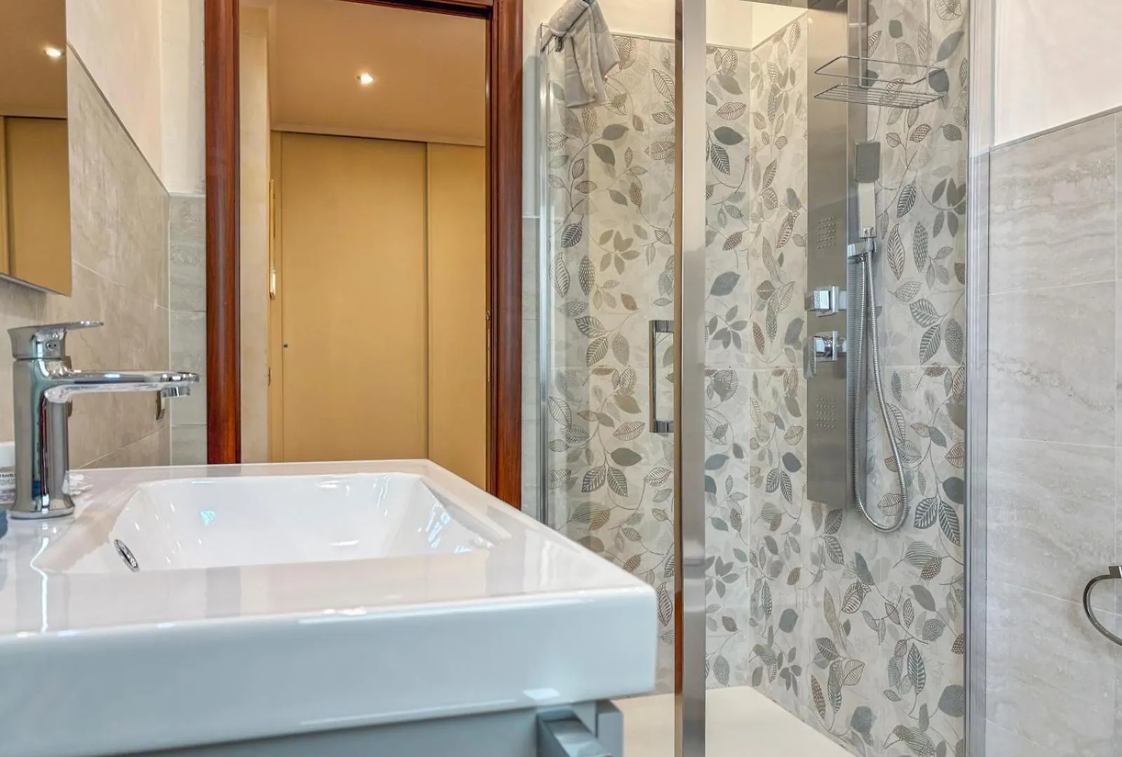 Metro C -Castani Charm Apartment Rome