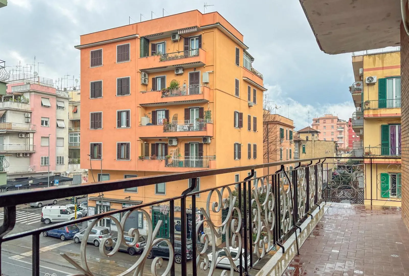 Metro C -Castani Charm Apartment Rome